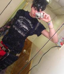 Goth Beauty 57699e8fd1f52.jpg