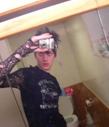 Goth Beauty 57699e916ed0c.jpg
