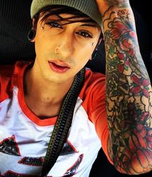 Tattooed Queen 576c227f3ba6d.jpg