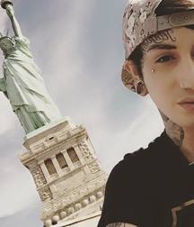 Tattooed Queen 576c228e91a48.jpg