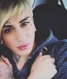 Tattooed Queen 576c22922d810.jpg