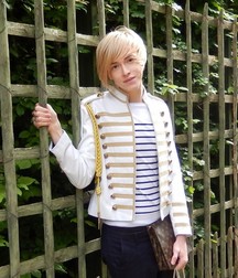 Blond Princess 576c22cc4d0c1.jpg