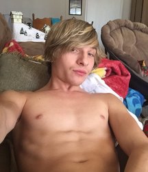 Jesse 57709421bbe7c.jpg