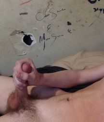 19yo Emo boy 5c67f8a655f86.jpg