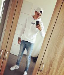 Boys in Sneaker 3 5c69dc6420347.jpg