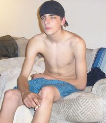 Kyle 5c8d3404aba00.jpg