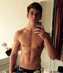 Non Nude Pics 14 58b569f0a007c.png