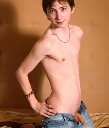 Zachery - Bed 5929afad51221.jpg