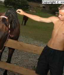 Eastboy - Andrew 593d2cd72a540.jpg