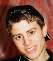 EastBoys - Bruce 593d34b9096b6.jpg