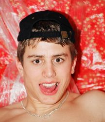 EastBoys - Bruce 593d34ff2baf0.jpg