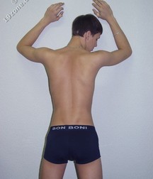 Uploaded by:kfukk 57b02ae1cc81b.jpg