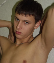 Uploaded by:kfukk 57b02af475d90.jpg