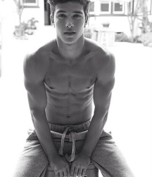 JB's Boy Pic's - 57 57cc2a0ca1fc5.jpg