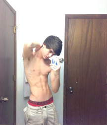 JB's Boy Pic's - 191 580e9342bed8e.jpg
