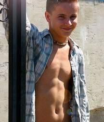 JB's Boy Pic's - 226 581d07cf2154c.jpg