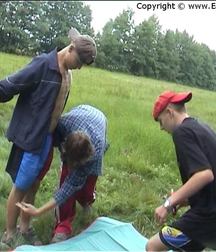 boy fight 5790c095ea74c.jpg