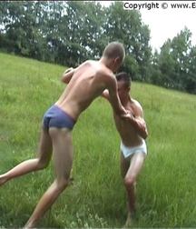 boy fight 5790c121d0e85.jpg