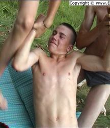boy fight 5790c1bb5b4a3.jpg