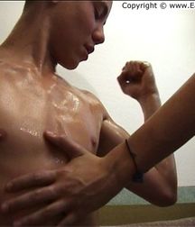 boy fight 5790c3025019e.jpg