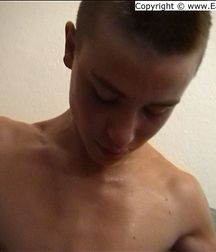 boy fight 5790c33e3b643.jpg