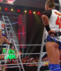 Hot WWE wrestlers 577f9371a5f86.jpg