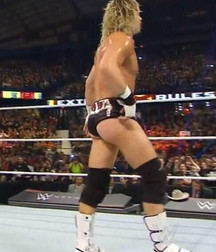 Hot WWE wrestlers 577f9390c573a.jpg