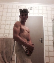 Super hot guy: Christiaan (NO NUDE) 588c7a983d9dc.jpg