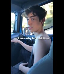 CUTE BOYS FROM THE INTERNET TWINK TUBE STAR 62f82520b4b14.jpg