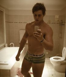NCL2 (HUNKS) 57a67f1eb28ae.jpg