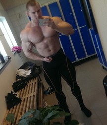 NCL2 (HUNKS) 57a67f70c0d54.jpg