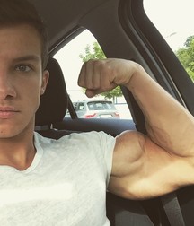 NCL2 - Hunks 3 57b1015e0a18d.jpg