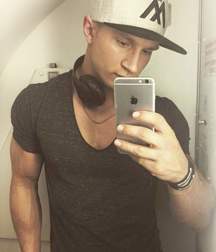 NCL2 - Hunks 5 57b790c9d74e4.jpg