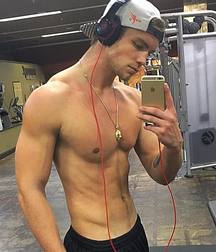 NCL2 - Hunks 7 57b79d14e7967.jpg