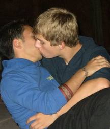 KissingStuff 58a7562b578ba.jpg