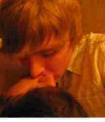 KissingStuff 58a756311359d.jpg