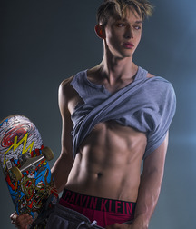 The day is starting well 5d4f28b2a9a66.jpg