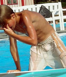 Twinks on a hot summerday 5d62ed1724a52.jpg