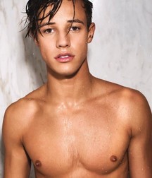 Twinks on a hot summerday 5d62ed3a0a7d2.jpg