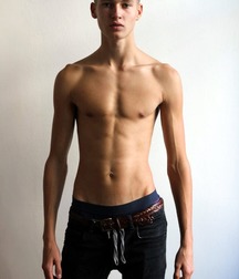 More twinks on a hot summerday 5d62ee451dff1.jpg