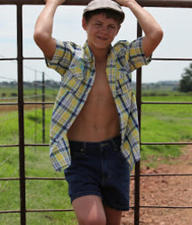 GPP - Farmhand  579d1783e9f04.jpg