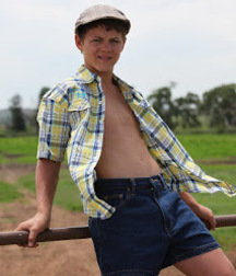 GPP - Farmhand  579d17854a182.jpg