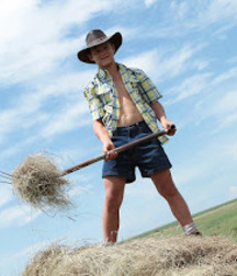 GPP - Farmhand  579d179f9d30d.jpg