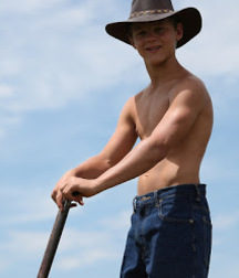 GPP - Farmhand  579d17a84dc8f.jpg