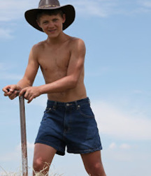 GPP - Farmhand  579d17af81b98.jpg