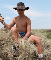 GPP - Farmhand  579d17bfd9538.jpg