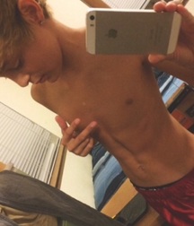 Hot Boys 579afd8b28513.jpg