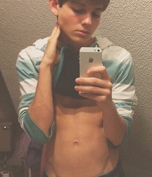 Hot Boys 579afd8e03601.jpg