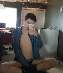 Tumblr boy 2 584d7dc259923.jpg
