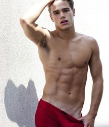Hot boys need a cooling 5b1c2a2f0cc50.jpg